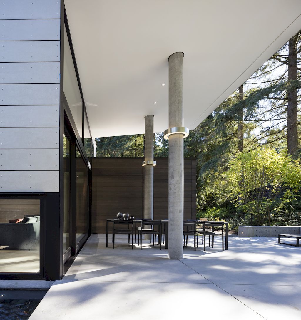 Inside Outside House in Washington by David Coleman Architecture