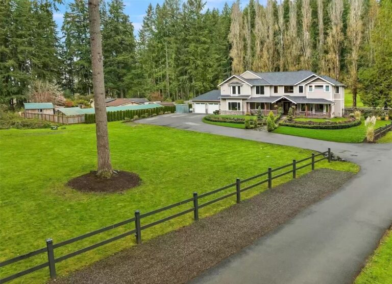 Luxury and Elegance Evoke Everywhere You Look in This $3,500,000 Estate in Washington