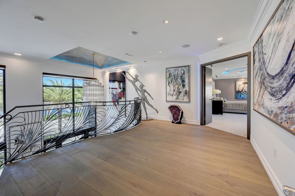 The Home in Boca Raton is a new waterfront home on the edge of the intracoastal with highest level of Furniture and art work now available for sale. This home located at 2900 NE 8th Ave, Boca Raton, Florida