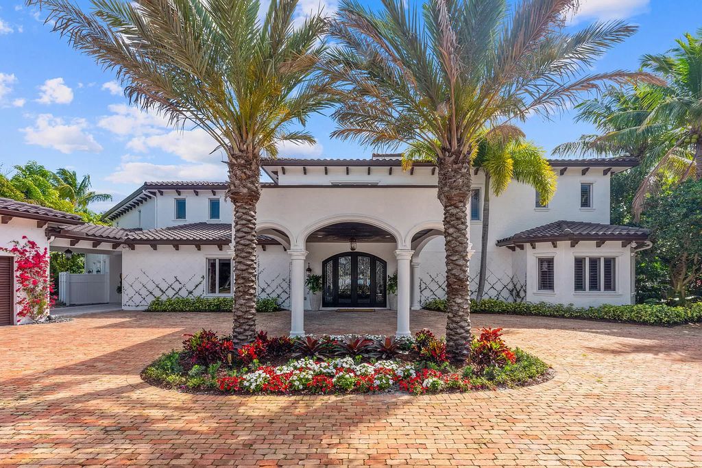 The Home in Jupiter is a newly renovated transitional custom estate with detached guest house, private tennis court and 2 gated entries for complete privacy now available for sale. This home located at 19000 Point Dr, Jupiter, Florida