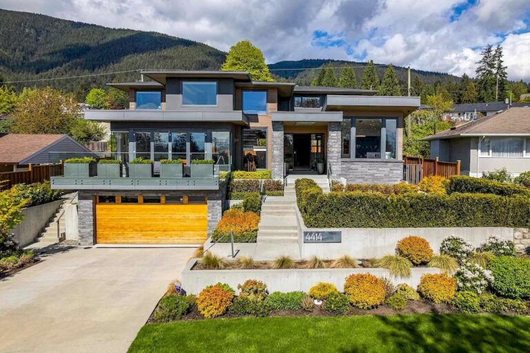 Ocean View House in North Vancouver with Warm and Inviting Modern Feel Asks for C$5,188,000