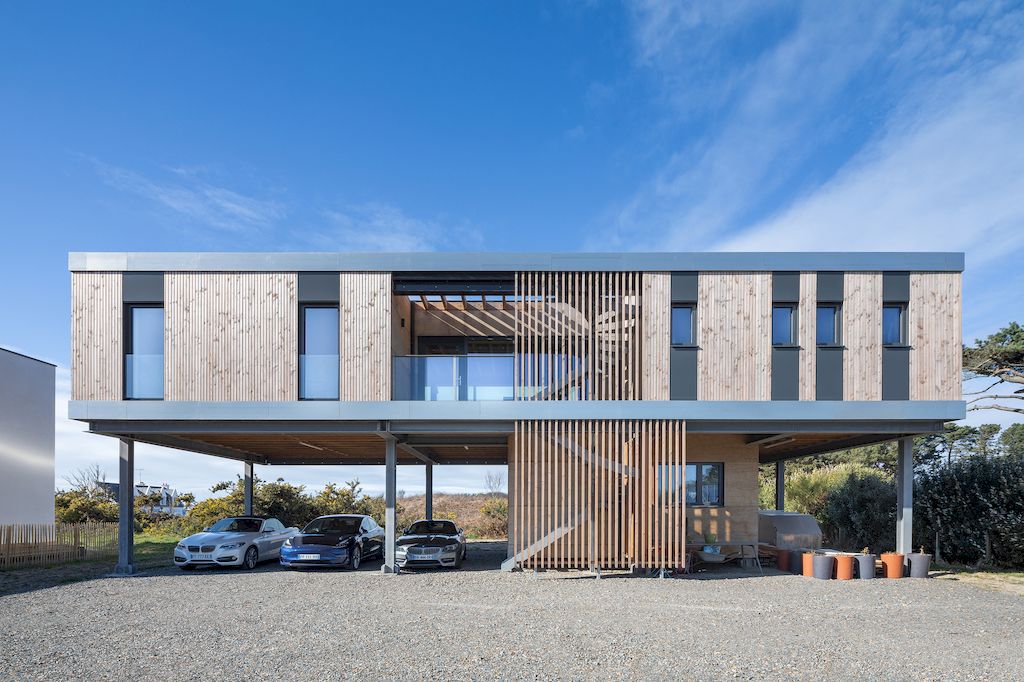 Stilt House, Unique project in France by B.HOUSSAIS Architecture