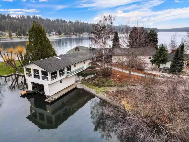 Sweeping Lake Views from Every Window of this $3,250,000 Estate in Washington