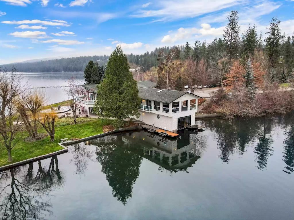 The Estate in Washington is a luxurious home remodeled and professionally landscaped now available for sale. This home located at 14630 W Lenette Ln, Nine Mile Falls, Washington; offering 05 bedrooms and 05 bathrooms with 7,400 square feet of living spaces.