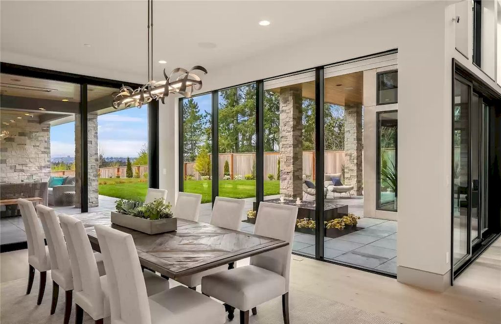 The Estate in Washington is a luxurious home designed with light and airy elements for your best living now available for sale. This home located at 3235 95th Pl NE, Clyde Hill, Washington; offering 05 bedrooms and 08 bathrooms with 7,290 square feet of living spaces.