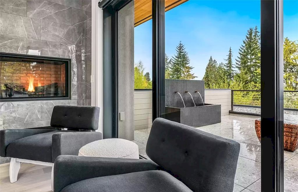 The Estate in Washington is a luxurious home designed with light and airy elements for your best living now available for sale. This home located at 3235 95th Pl NE, Clyde Hill, Washington; offering 05 bedrooms and 08 bathrooms with 7,290 square feet of living spaces.