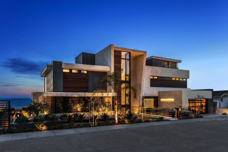 This $32,500,000 ORA HOUSE in La Jolla showcases Captivating Waterfront Views, Striking Modern Design and Uncompromised Luxury