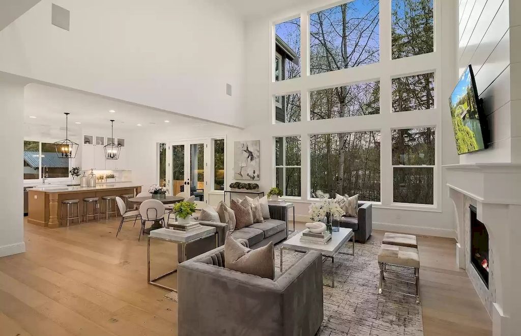 The Estate in Washington is a luxurious home possessing smart and green home features throughout now available for sale. This home located at 12601 SE 4th Place, Bellevue, Washington; offering 05 bedrooms and 06 bathrooms with 4,348 square feet of living spaces.