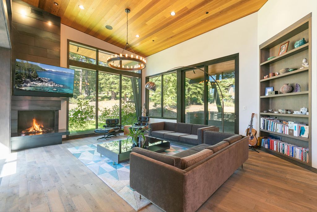 This-8950000-Stunning-Contemporary-Home-in-Truckee-with-Exceptional-Outdoor-Living-Spaces-17