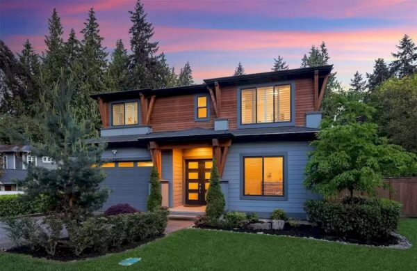 This $4,175,000 Stunning House in Bellevue Provides a Superior Floor Plan with a Classic Luxury Finish