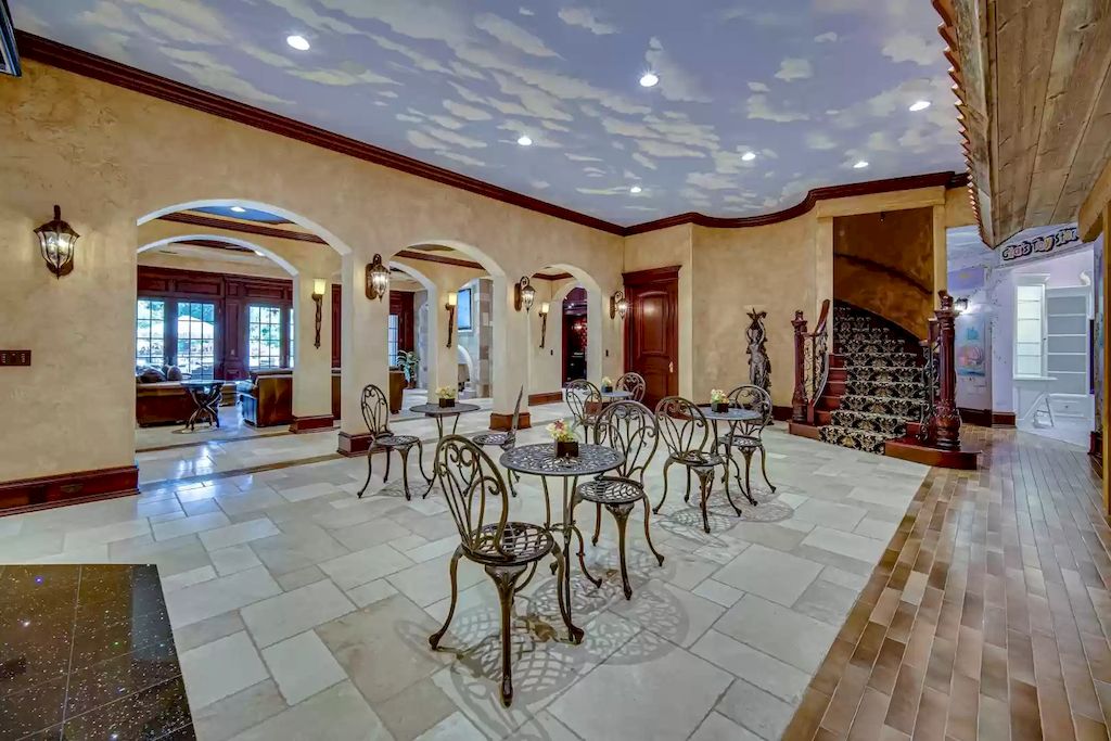 The Home in Illinois is a luxurious home with awe inspiring architectural facade highlighted by limestone and stone, now available for sale. This home located at 13360 W 167th St, Homer Glen, Illinois
