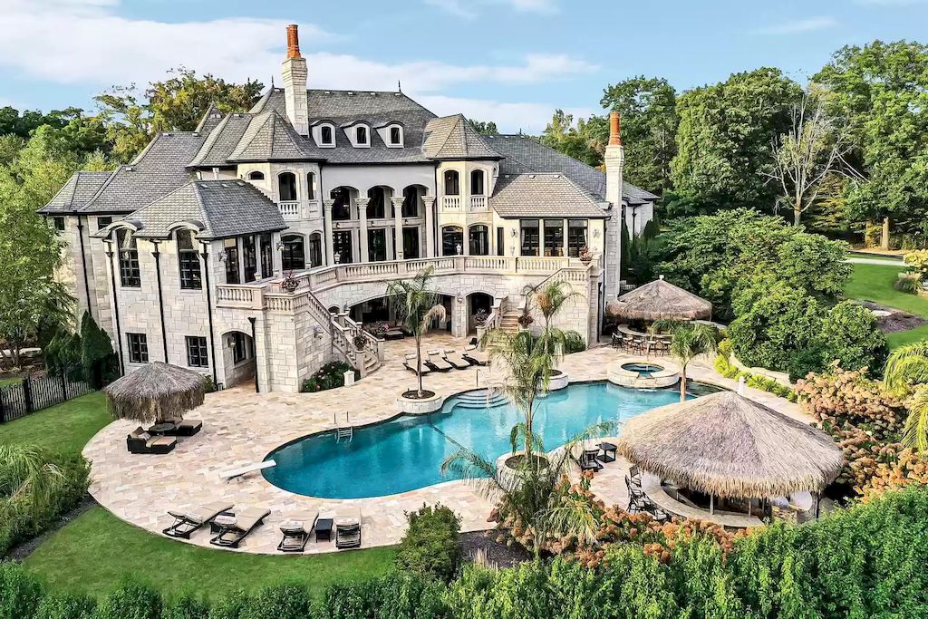 The Home in Illinois is a luxurious home with awe inspiring architectural facade highlighted by limestone and stone, now available for sale. This home located at 13360 W 167th St, Homer Glen, Illinois