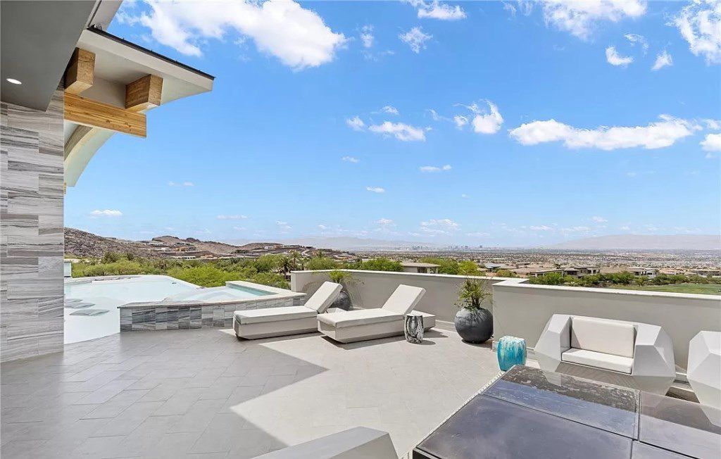 This $11,400,750 stunning Home in Nevada has the single best view in Las Vegas