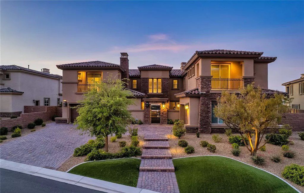 Sensational Estate in Nevada with premium strip view asks for $4,500,000