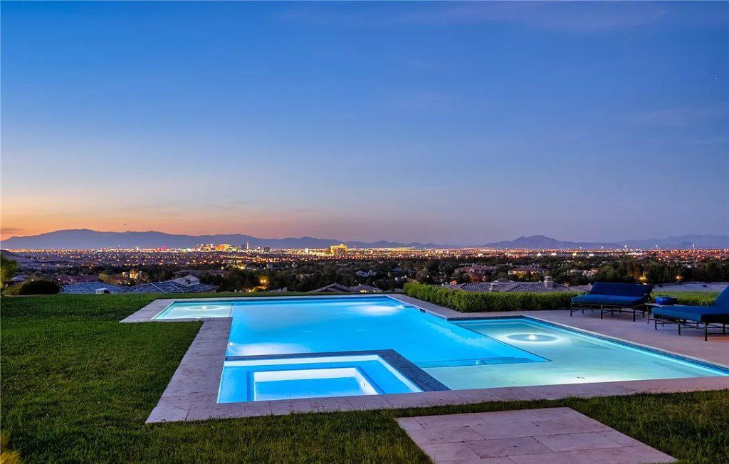 Sensational Estate in Nevada with premium strip view asks for $4,500,000