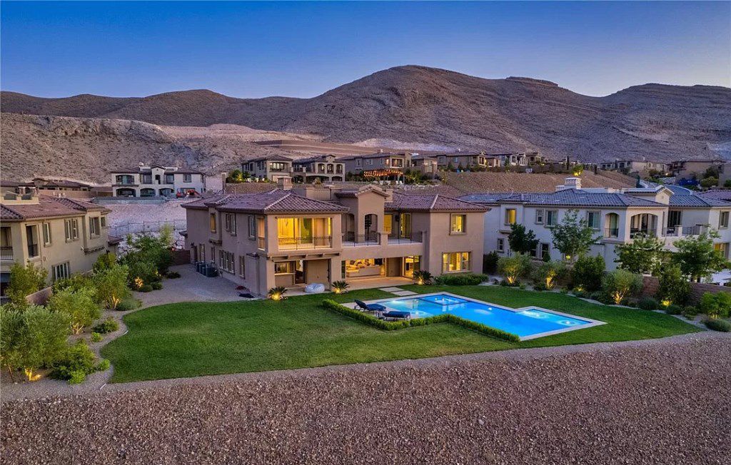 Sensational Estate in Nevada with premium strip view asks for $4,500,000