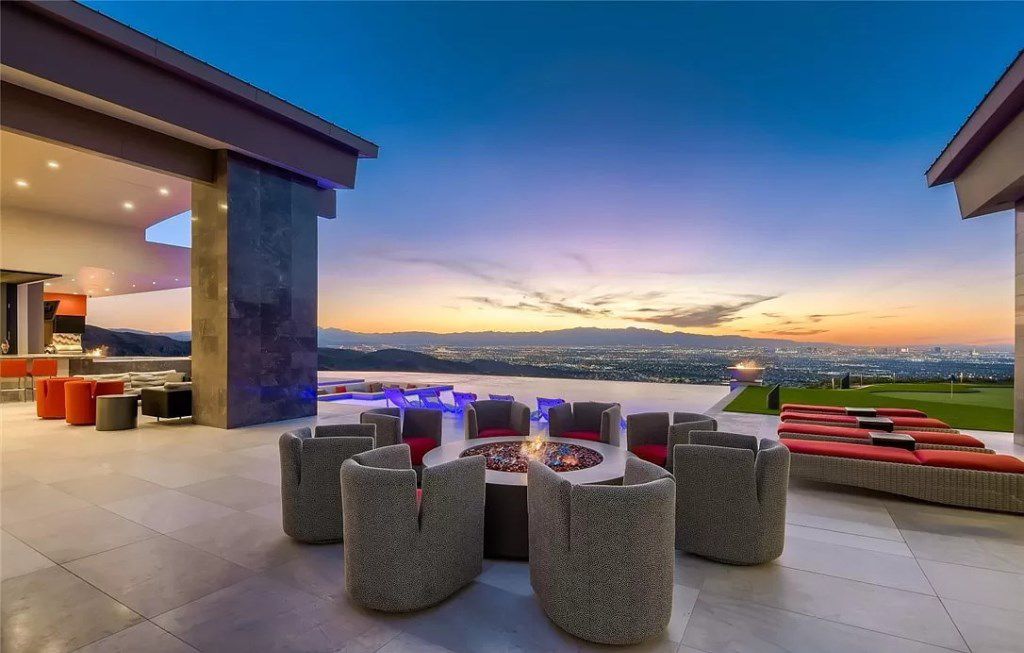 Single Story Residence in Nevada by Sun West Custom Homes sells for $15,999,000