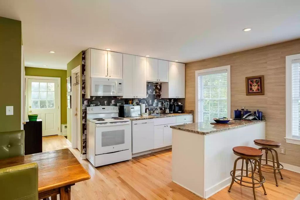 The Property in Virginia is classic farm house under went a complete renovation in 2018 revealing a new design, now available for sale. This home located at 4545 Louisa Rd, Keswick, Virginia