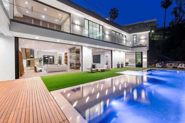 A Newly Constructed Warm Contemporary Home in Beverly Hills hits The Market for $16,750,000