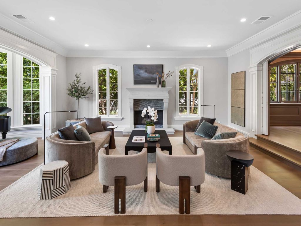 The Home in Encino is an East Hamptons style property offers resort-style living within the prestigious guard-gated Royal Oaks Colony now available for sale. This home located at 11630 Moraga Ln, Encino, California