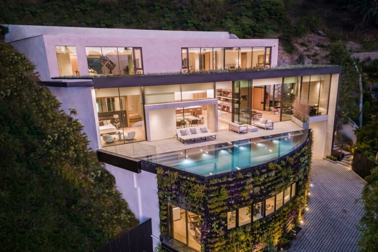 An Ultra Modern Home in Beverly Hills Overlooking The Breathtaking Views for Sale at $11,900,000