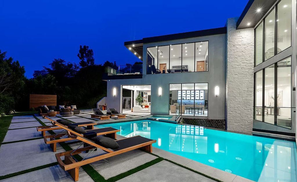 The Bel Air Home is a brand new architectural wonder defined by impeccable craftsmanship and excellent attention to detail, displays natural elements throughout now available for sale. This home located at 1523 Stradella Rd, Los Angeles, California;