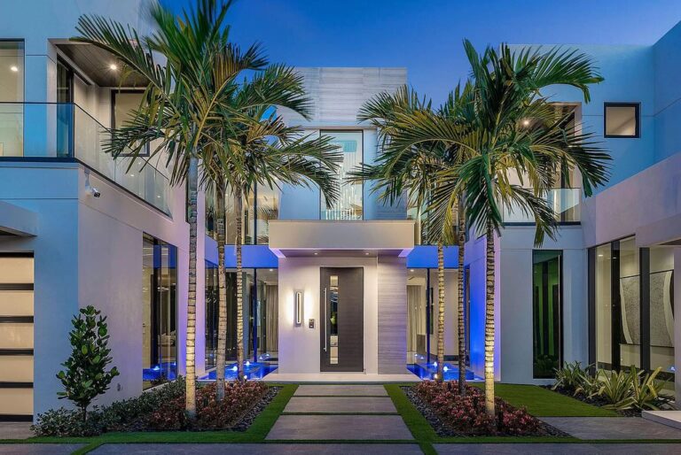 A Mansion on the Most Prestigious Community in Boca Raton