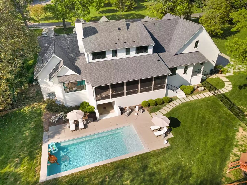 The Home in Tennessee is a luxurious home with abundant natural light, garden views, exceptional design and uncompromising detail now available for sale. This home located at 2401 Valley Brook Rd, Nashville, Tennessee; offering 05 bedrooms and 07 bathrooms with 8,131 square feet of living spaces.