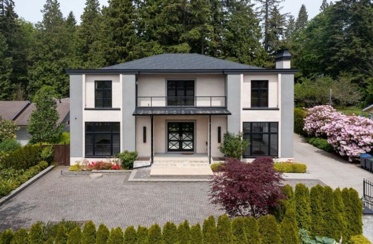 Combines Timeless Modern Design with Luxurious Finishes, This Gated Estate in Surrey Listing for C$3,880,000