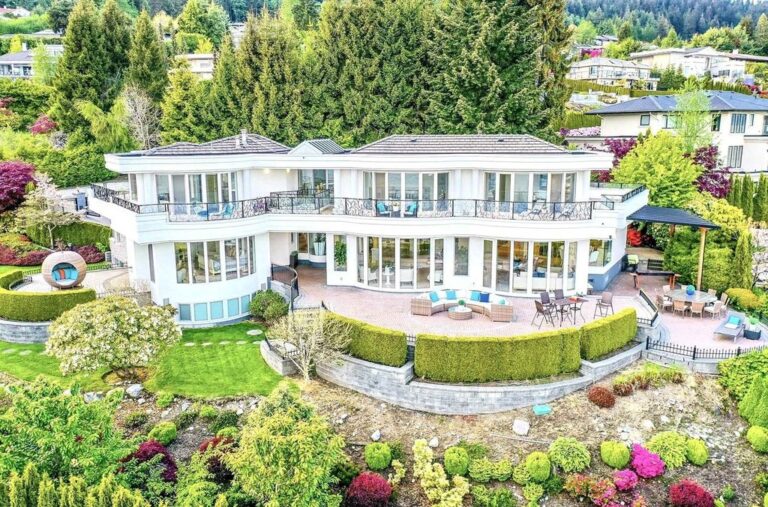 Deluxe Finishes, Generous in Scale, This Spectacular Residence in West Vancouver Asks for C$11,998,000