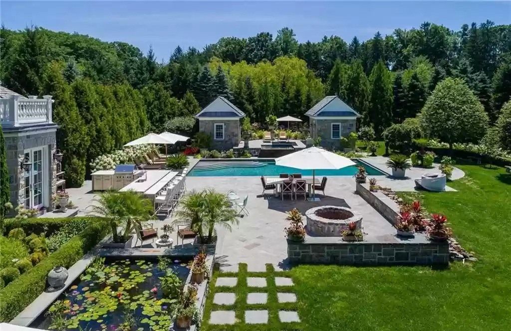 Designed-with-Enjoyment-in-Mind-This-Impressive-Residence-in-Connecticut-Asks-12250000-2