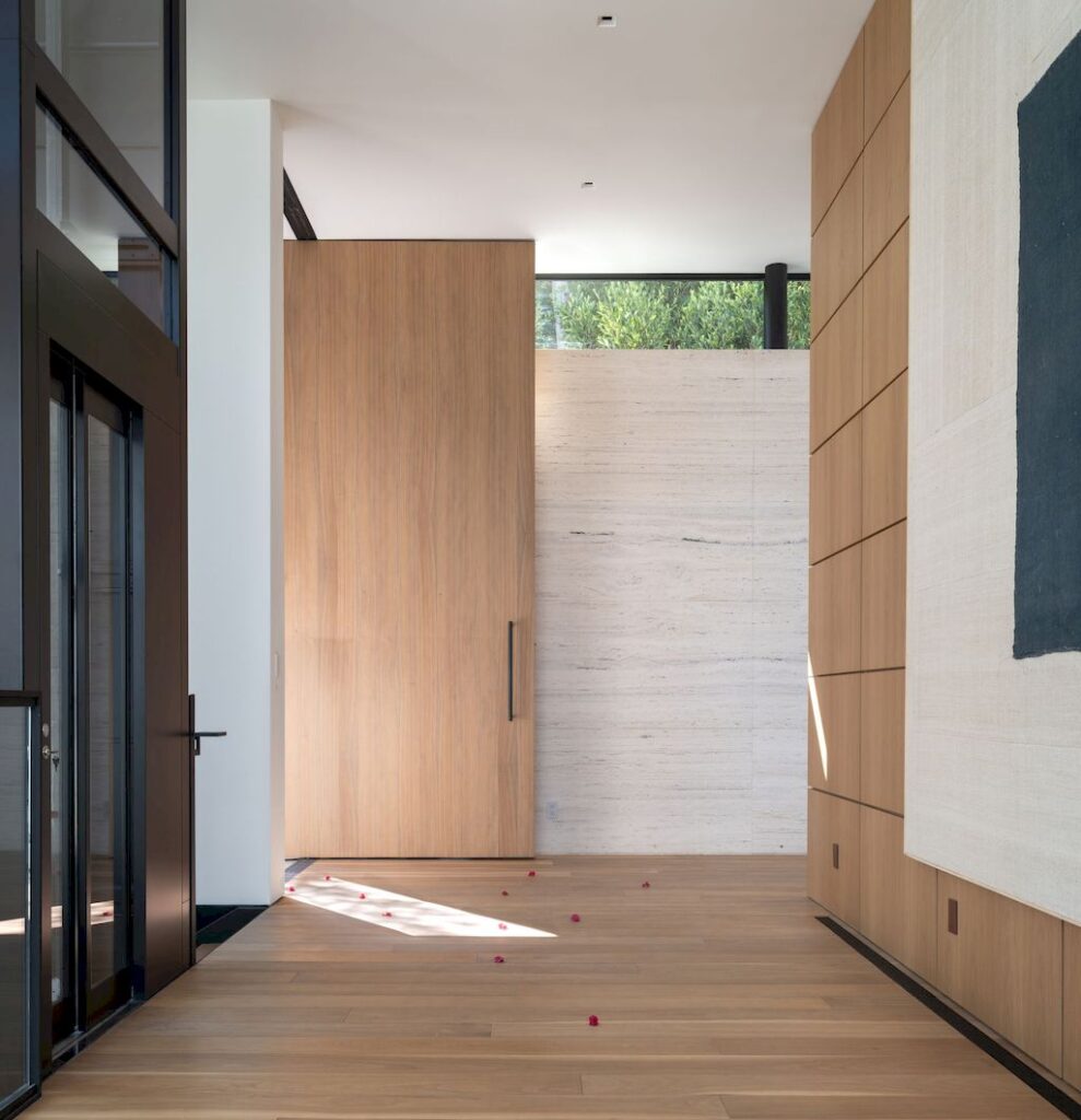 House on Siena Way with Modernist Principles by SPF Architects