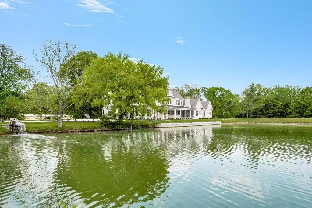 The Home in Tennessee is a luxurious home featuring incredible kitchen with large island now available for sale. This home located at 1261 Lewisburg Pike, Franklin, Tennessee; offering 05 bedrooms and 07 bathrooms with 7,278 square feet of living spaces.