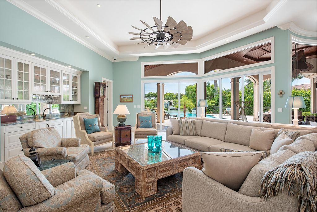 The Home in Naples is an outstanding property on nearly three quarters of an acre in prestigious Port Royal perfect for entertaining now available for sale. This home located at 818 Nelsons Walk, Naples, Florida