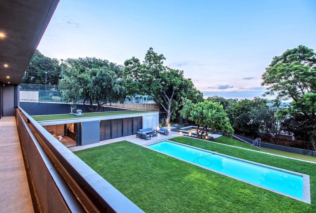 The Terrace house, Connect to landscape by W Design Architecture Studio