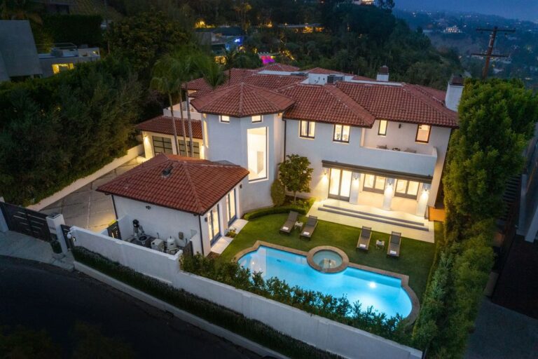 This $12,995,000 Entertainers Dream Home in Beverly Hills has Large Patios on Multiple Levels