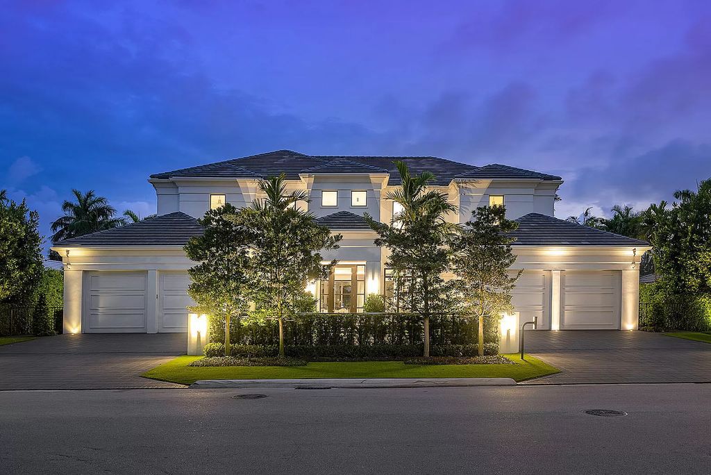 The Home in Boca Raton is a turnkey 2020 SRD Building Corp home offers a slice of paradise with 102′ of golf course frontage now available for sale. This home located at 170 Royal Palm Way, Boca Raton, Florida