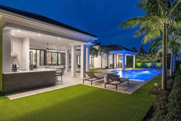 This Stunning Turnkey Signature Estate in Boca Raton offers A Slice of ...