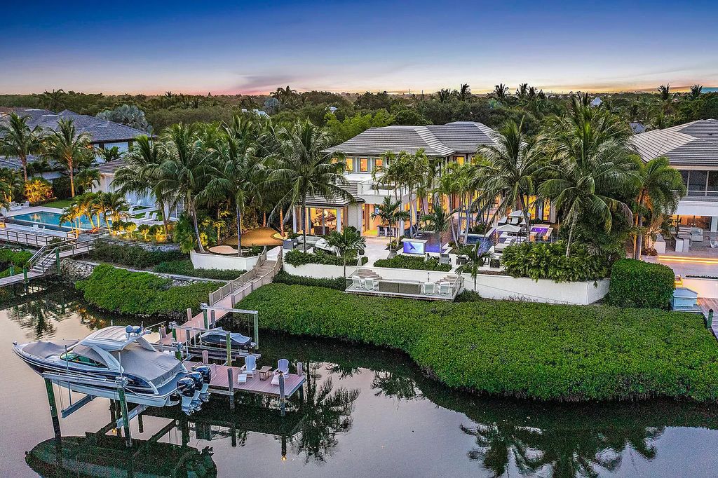 The Home in Jupiter is a Contemporary Turtle Beach Construction Custom Waterfront Estate was built with top of the line materials and ultimate craftmanship now available for sale. This home located at 177 Commodore Dr, Jupiter, Florida