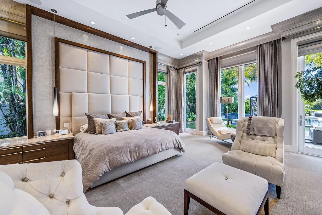 The Home in Jupiter is a Contemporary Turtle Beach Construction Custom Waterfront Estate was built with top of the line materials and ultimate craftmanship now available for sale. This home located at 177 Commodore Dr, Jupiter, Florida