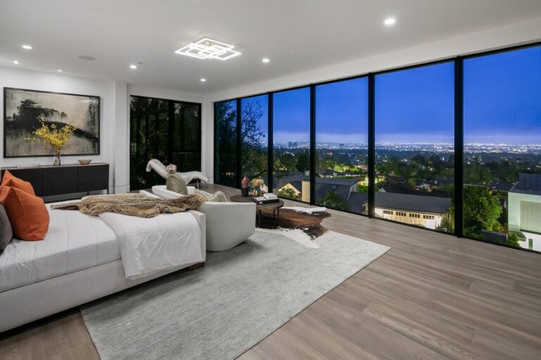 $16,295,000 Newly Completed Home in Pacific Palisades offers Modernist ...