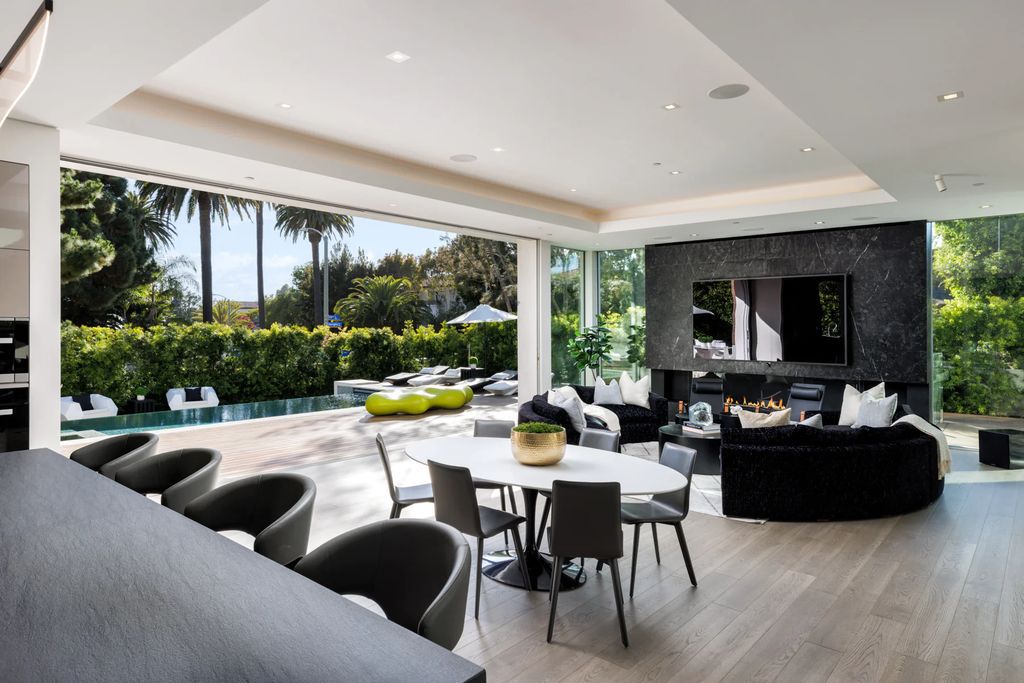 The Home in Santa Monica is a remarkable property provides the ultimate lifestyle rich in luxury with extraordinary top-of-the-line finishes throughout now available for sale. This home located at 1410 Georgina Ave, Santa Monica, California