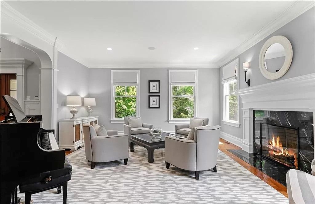 The Home in Connecticut is a luxurious home where you’ll find extraordinary details and expert craftsmanship throughout now available for sale.