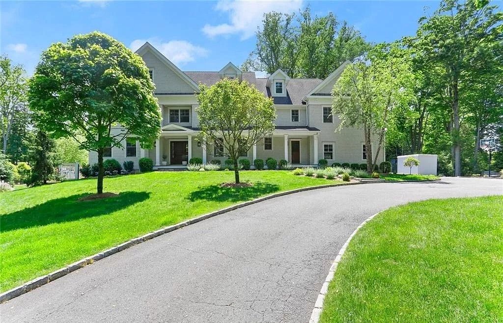 The Home in Connecticut is a luxurious home where you’ll find extraordinary details and expert craftsmanship throughout now available for sale.