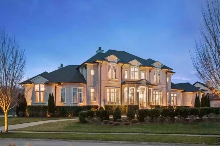 This $4,400,000 Extraordinary French Country Estate Offers Everything You Desire in Tennessee