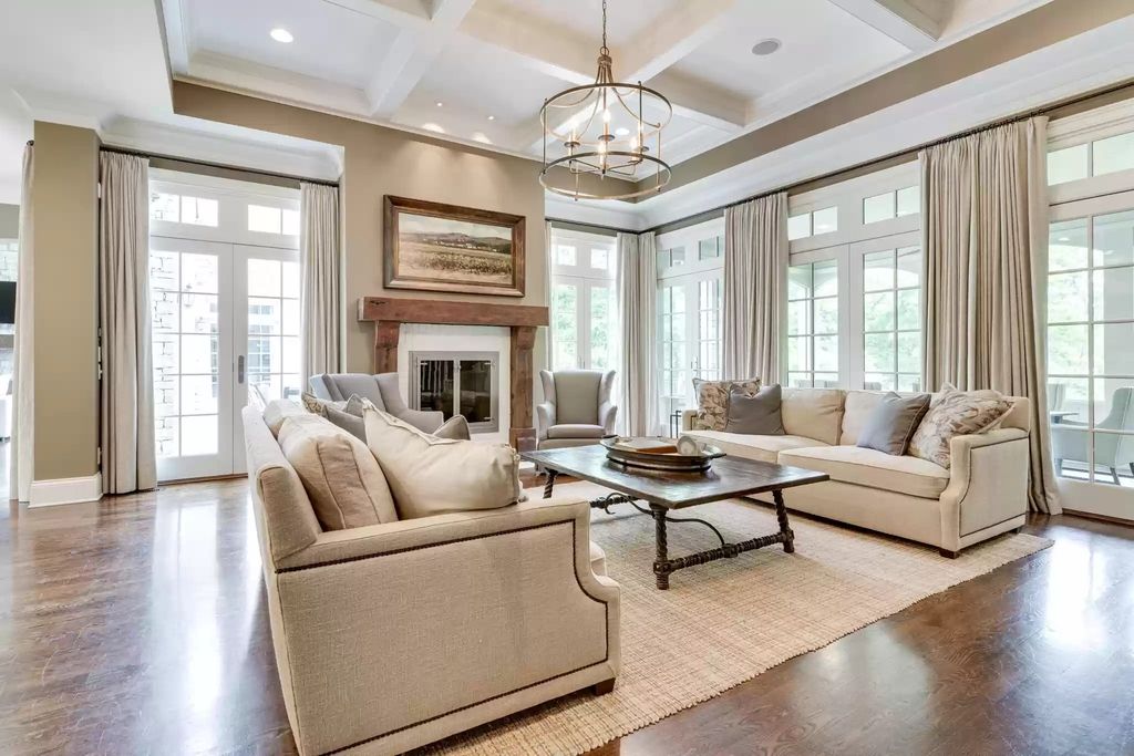 The Home in Tennessee is a luxurious home with private backyard overlooking the 14th hole of Brentwood Country Club now available for sale. This home located at 5250 Hayes Pl, Brentwood, Tennessee; offering 05 bedrooms and 06 bathrooms with 7,401 square feet of living spaces.