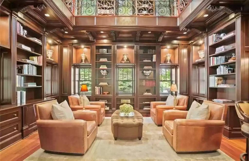 23 Living Rooms With Leather Sofas That Look Incredible