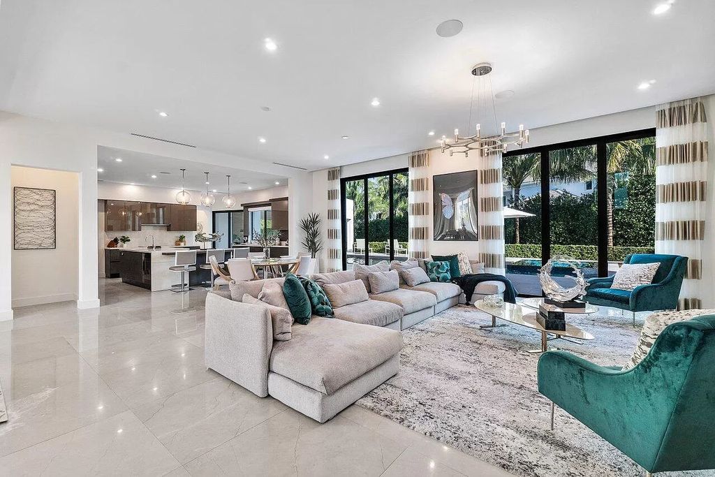 The Home in Boca Raton is a modern European estate on one of the largest backyard Lot in Royal Palm Yacht & Country Club now available for sale. This home located at 368 S Silver Palm Rd, Boca Raton, Florida