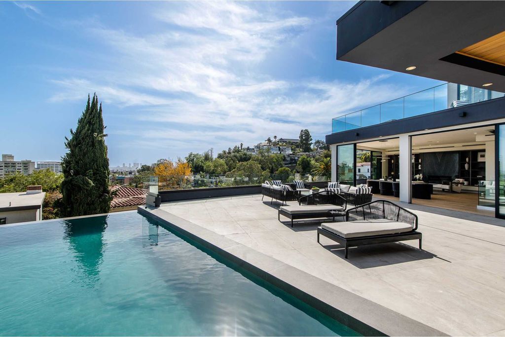 The Home in Los Angeles is a brand new modern gated view property was designed with both entertaining and everyday living in mind now available for sale. This home located at 1947 Glencoe Way, Los Angeles, California