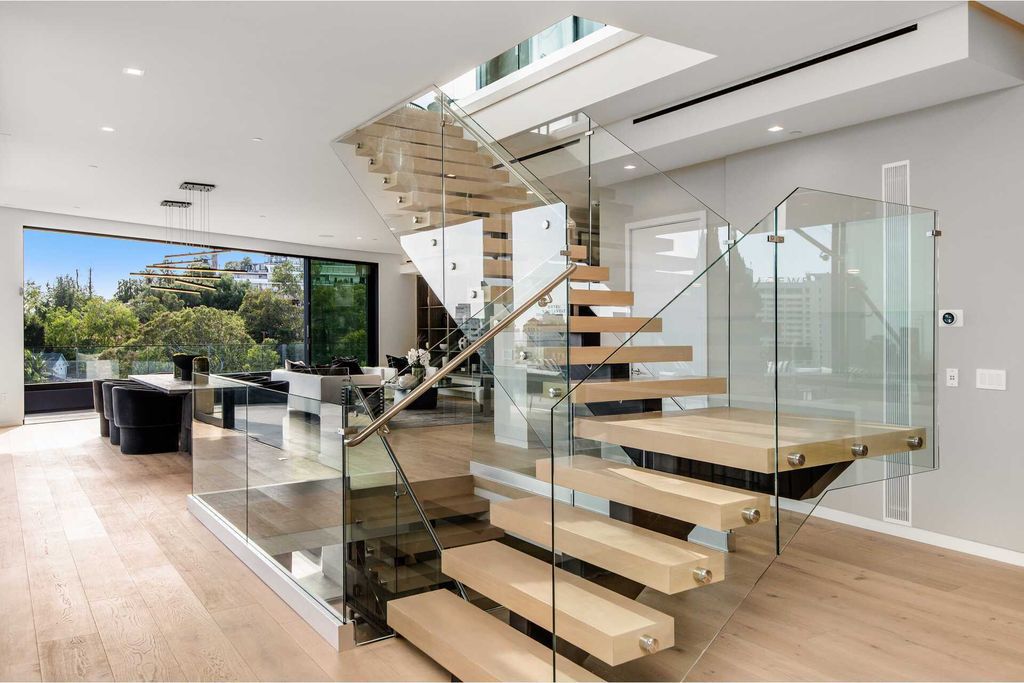 The Home in Los Angeles is a brand new modern gated view property was designed with both entertaining and everyday living in mind now available for sale. This home located at 1947 Glencoe Way, Los Angeles, California